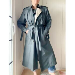Vintage Womens Trench Coat Size 8  Grey Lined Classic Style Midi Classic